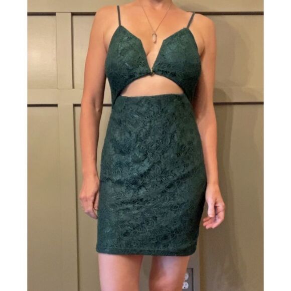 LINE & Dot Lace Bodycon Cutout Mini Dress in Green Size Medium - Picture 2 of 12